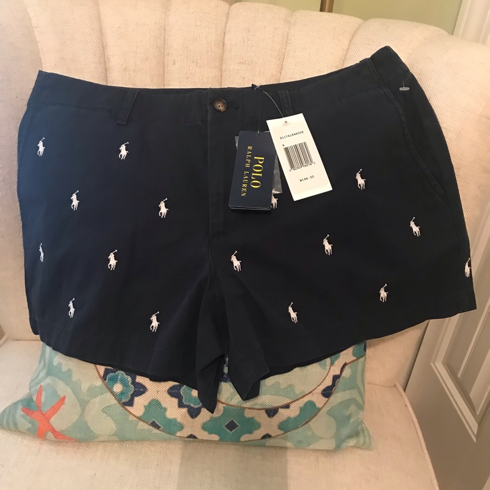 NAVY BLUE RALPH LAUREN SHORTS. Size 6🌻🌈